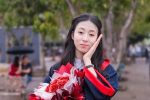 Em Võ Thị Thanh Huyền - Lớp 12A1 Trường THPT Nguyễn Thị Minh Khai (Hà Tĩnh).