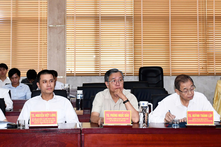 Đại biểu tham dự hội thảo. Ảnh: T.N.