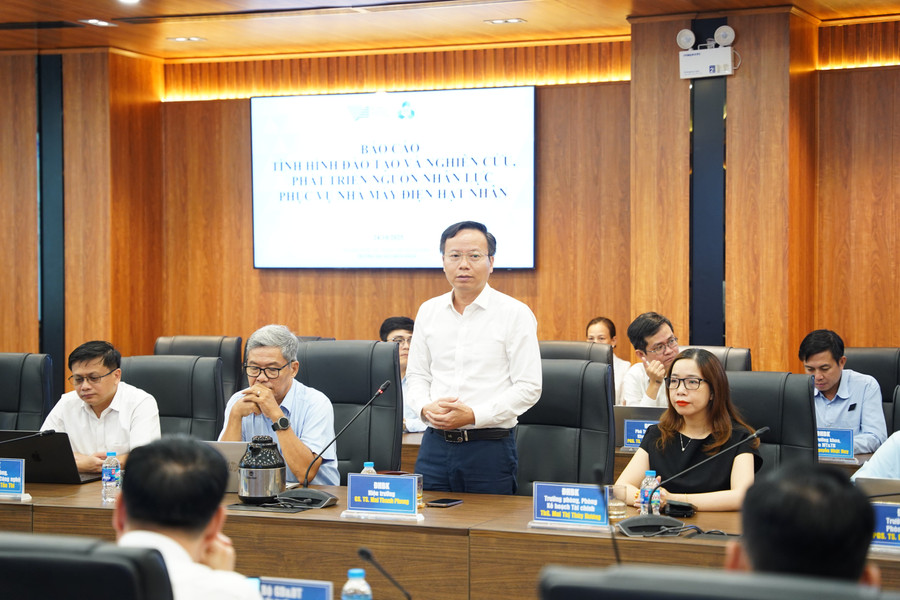 GS.TS Mai Thanh Phong - Hiệu trưởng Trường Đại học Bách khoa phát biểu tại buổi làm việc. Ảnh: Như Quỳnh. dsc02011.jpg