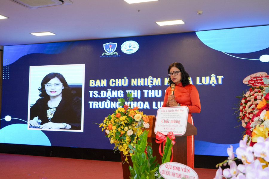 TS. Luật sư Đặng Thị Thu Huyền - Trưởng khoa Luật, Trường Đại học Nguyễn Tất Thành, nguyên Phó Chánh Thanh tra Bộ GD&ĐT. 