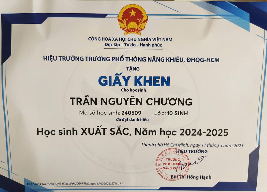 Ngoài việc chơi thể thao giỏi, Nguyên Chương còn có thành tích học tập tốt. nguyen-chuong-1.jpg