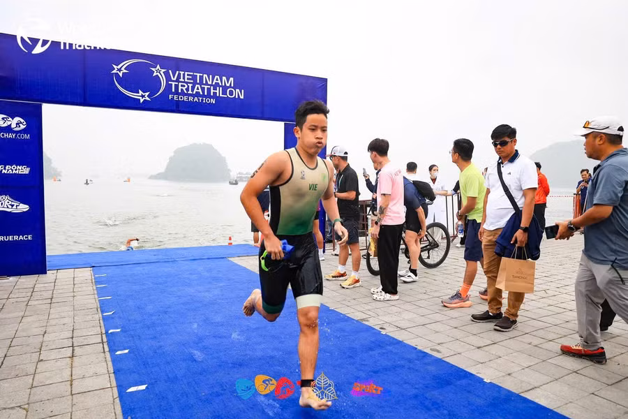 Trần Nguyên Chương đạt huy chương Đồng tại Giải vô địch Triathlon Quốc gia năm 2025. 