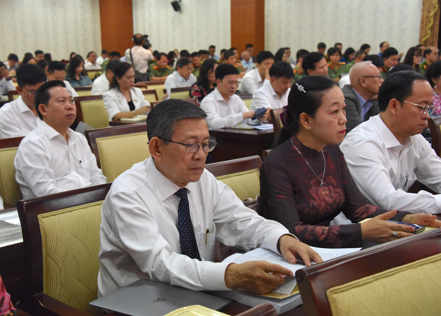 Делегаты семинара. Фото: Ким Сан. ebed4feab33c3f62662d.jpg