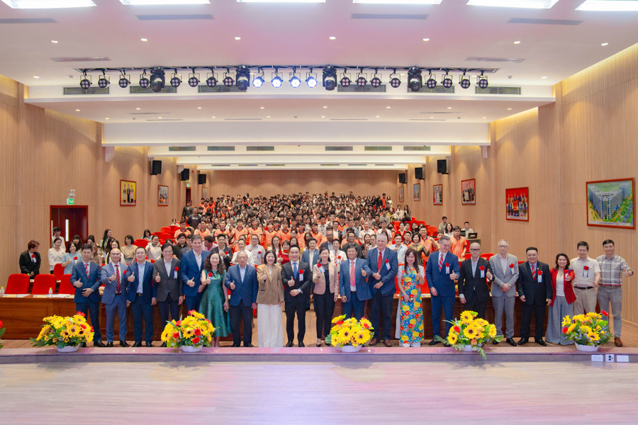 Sự kiện nhận được nhiều sự quan tâm từ đông đảo sinh viên. Ảnh: HUTECH. ndh01182.jpg