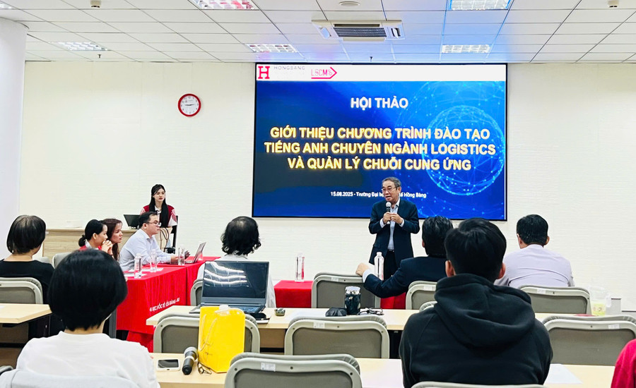 Hội thảo giới thiệu Chương trình đào tạo tiếng Anh ngành Logistics tại Trường Đại học Quốc tế Hồng Bàng. Ảnh: A.T