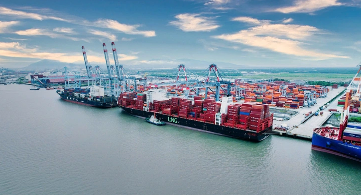 TPHCM xây dựng, phát triển cụm cảng - logistics thông minh tại Cái Mép - Thị Vải - Cần Giờ theo mô hình siêu cảng số và hệ thống logistics tích hợp, vận hành dựa trên nền tảng dữ liệu lớn. Ảnh: Nguyễn Nam. screenshot-2025-10-09-231258.png