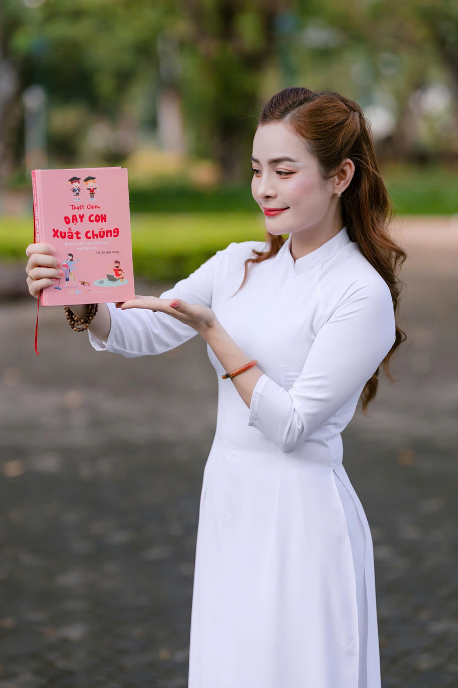 ThS Bùi Ngát Hương - Giám đốc Trung tâm Hỗ trợ Phát triển Giáo dục Hòa nhập Thiên Thần. Ảnh: NVCC. 3512395795353072268.jpg