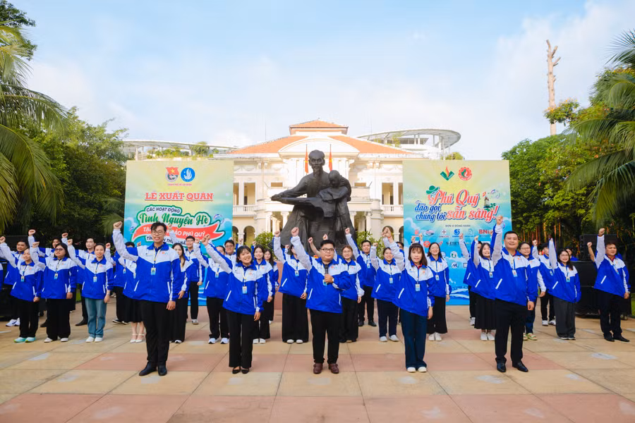 Chiến dịch không chỉ là hoạt động ý nghĩa hướng đến cộng đồng mà còn góp phần bồi đắp tình yêu Tổ quốc và tinh thần trách nhiệm công dân cho thế hệ trẻ. Ảnh: H.T. 