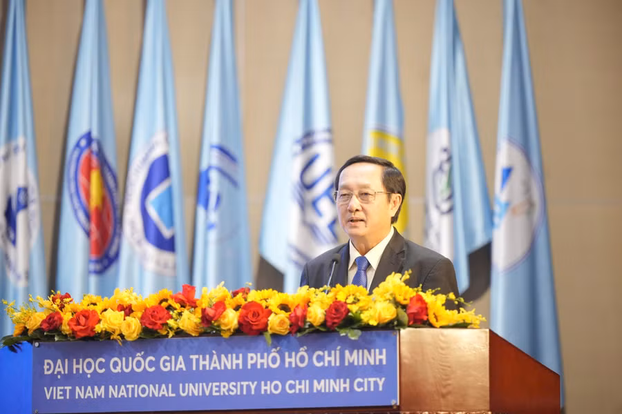 Ông Huỳnh Thành Đạt - Phó Trưởng Ban Tuyên giáo và Dân vận Trung ương. Ảnh: ĐHQG TPHCM. 