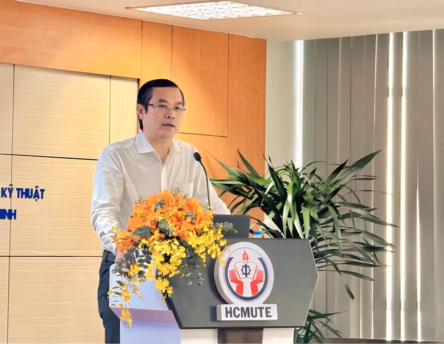 Thứ trưởng Bộ GD&ĐT Nguyễn Văn Phúc. Ảnh: Thùy Linh. 