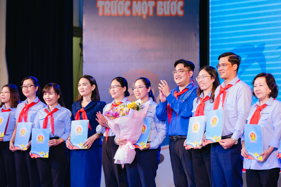 Hội đồng Đội TPHCM giai đoạn lâm thời ra mắt, nhận nhiệm vụ. Ảnh: Anh Thư. anhthu-57-min.jpg