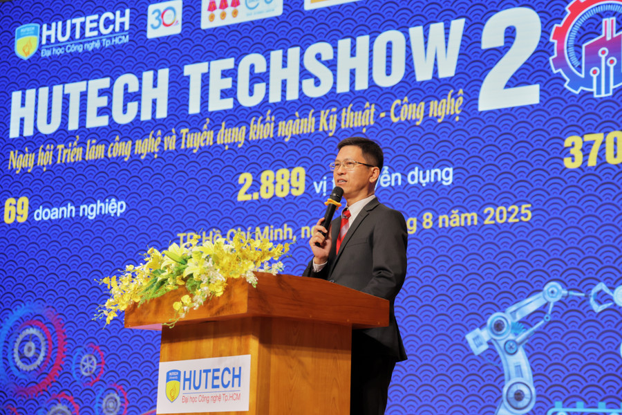 PGS.TS Nguyễn Thanh Phương - Phó Hiệu trưởng Trường Đại học Công nghệ TPHCM. Ảnh: HUTECH. 1d8a0359.jpg