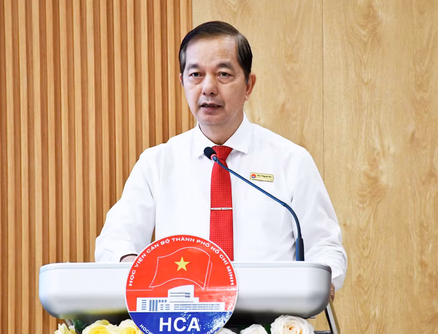 PGS.TS Nguyễn Văn Y - Giám đốc Học viện Cán bộ TPHCM. Ảnh: T.N. 