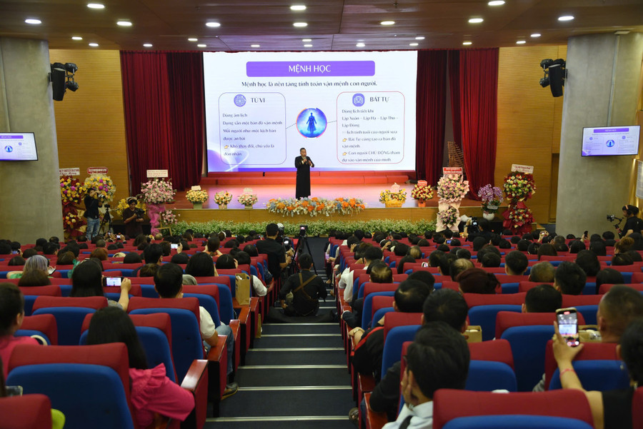 Toàn cảnh chương trình "Hành trình Di sản Văn hóa Phương Đông".