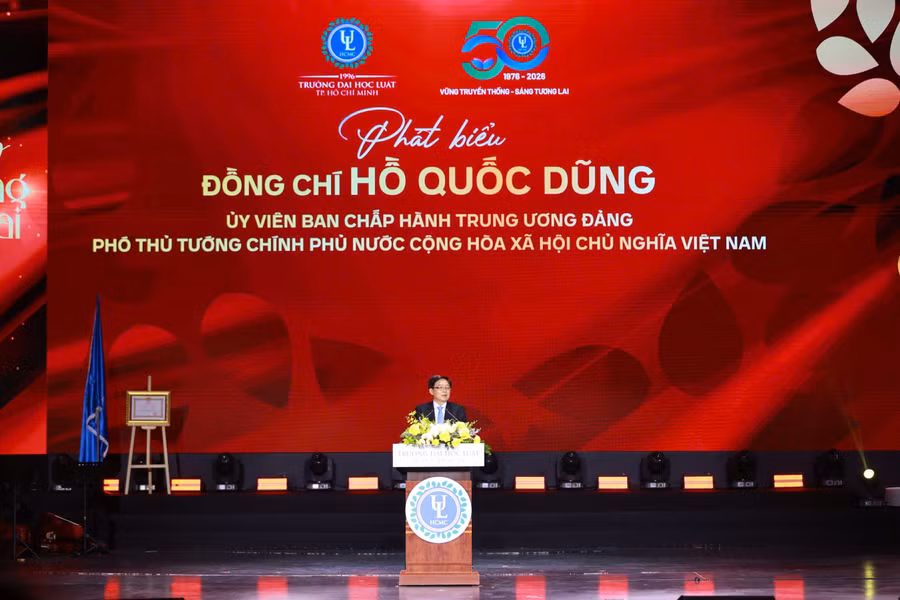 Ủy viên Ban Chấp hành Trung ương Đảng, Ủy viên Ban Thường vụ Đảng ủy Chính phủ, Phó Thủ tướng Chính phủ Hồ Quốc Dũng phát biểu. 2434300214518025749.jpg