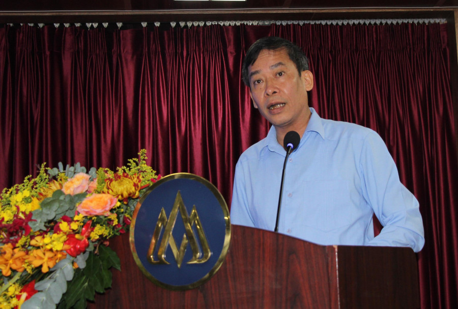 TS Vũ Minh Đức phát biểu tại hội thảo.