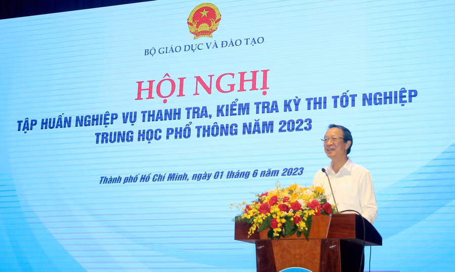 Thứ trưởng Phạm Ngọc Thưởng phát biểu tại đợt tập huấn.