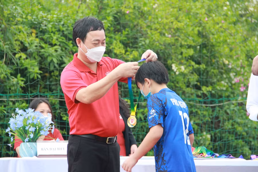 Giải bóng nhằm mục đích tạo ra sân chơi cho học sinh rèn luyện thể lực, những phẩm chất cần thiết, phát huy tinh thần thể thao cao thượng, sự đoàn kết.