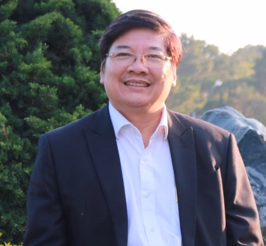 TS. Trần Đình Lý được bổ nhiệm lại chức vụ Phó Hiệu trưởng Trường Đại học Nông Lâm TPHCM.