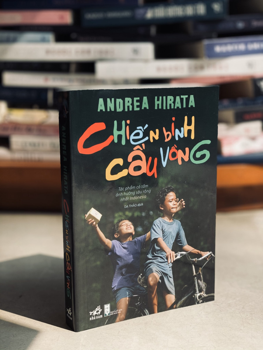 Sách Chiến binh cầu vồng. Sách Chiến binh cầu vồng.