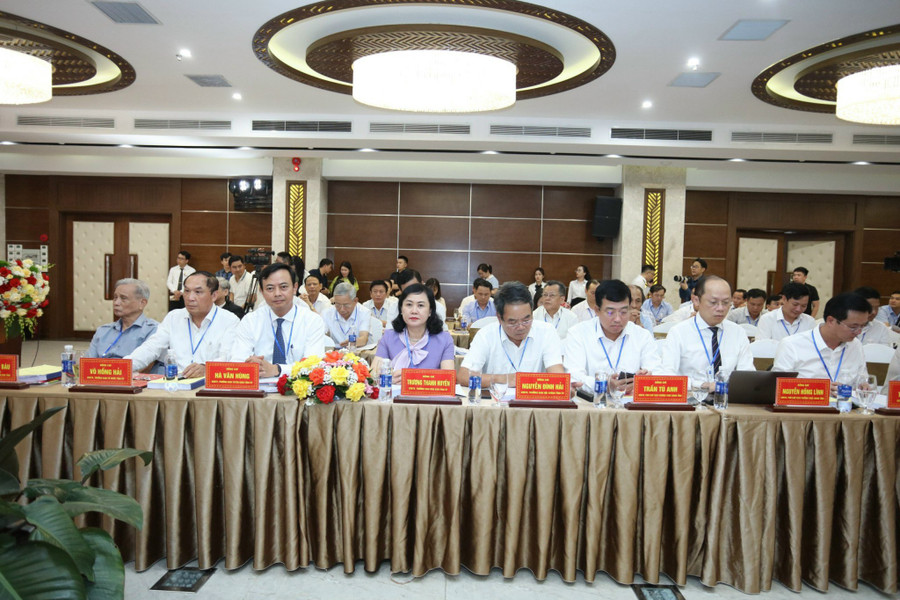 Các đại biểu tham gia Hội thảo. Các đại biểu tham gia Hội thảo.