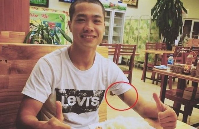 Công Vinh, Công Phượng, Quang Hải xăm gì trên cơ thể? ảnh 6 Công Vinh, Công Phượng, Quang Hải xăm gì trên cơ thể? ảnh 6