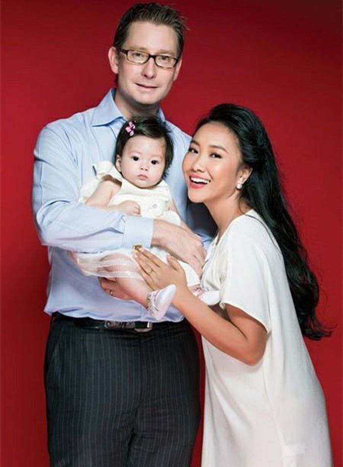 Cuộc sống viên mãn của Đoan Trang khi làm vợ doanh nhân Thụy Điển ảnh 7