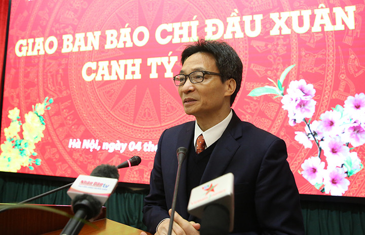 Phó Thủ tướng Vũ Đức Đam phát biểu tại buổi giao ban. Phó Thủ tướng Vũ Đức Đam phát biểu tại buổi giao ban.