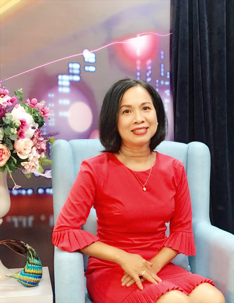 Thạc sĩ, bác sĩ Lê Thị Ngọc Vân, nguyên Trưởng khoa Dinh dưỡng, Bệnh viện Nhân Dân 115 (Ảnh: NVCC). Thạc sĩ, bác sĩ Lê Thị Ngọc Vân, nguyên Trưởng khoa Dinh dưỡng, Bệnh viện Nhân Dân 115 (Ảnh: NVCC).