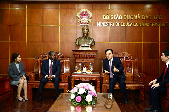 Hai bên mong muốn thúc đẩy hợp tác.