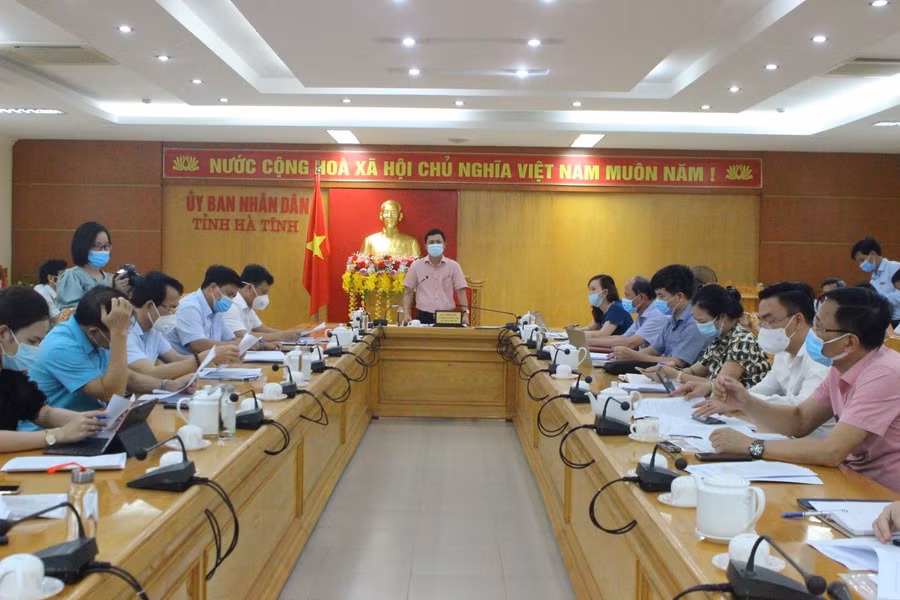 Quang cảnh cuộc họp