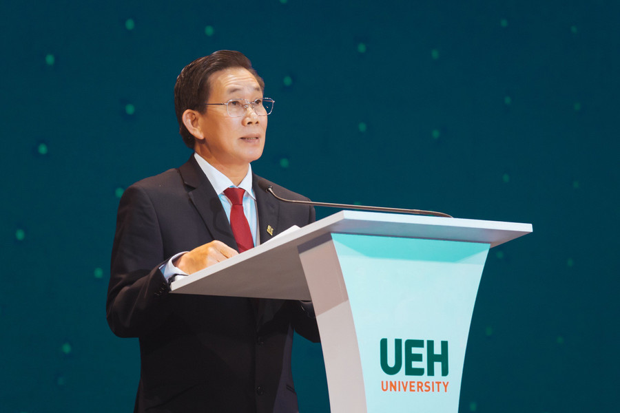 GS.TS Sử Đình Thành, Giám đốc Đại học Kinh tế TP HCM. GS.TS Sử Đình Thành, Giám đốc Đại học Kinh tế TP HCM.