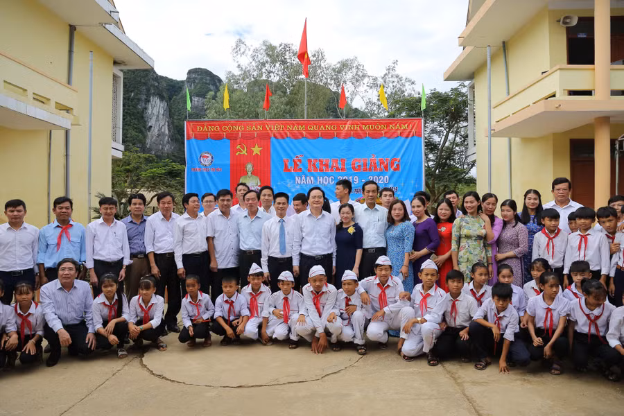 Như vậy, cho đến thời điểm hiện tại, toàn bộ các trường trên cả nước đã chính thức bước vào năm học mới 2019-2020.