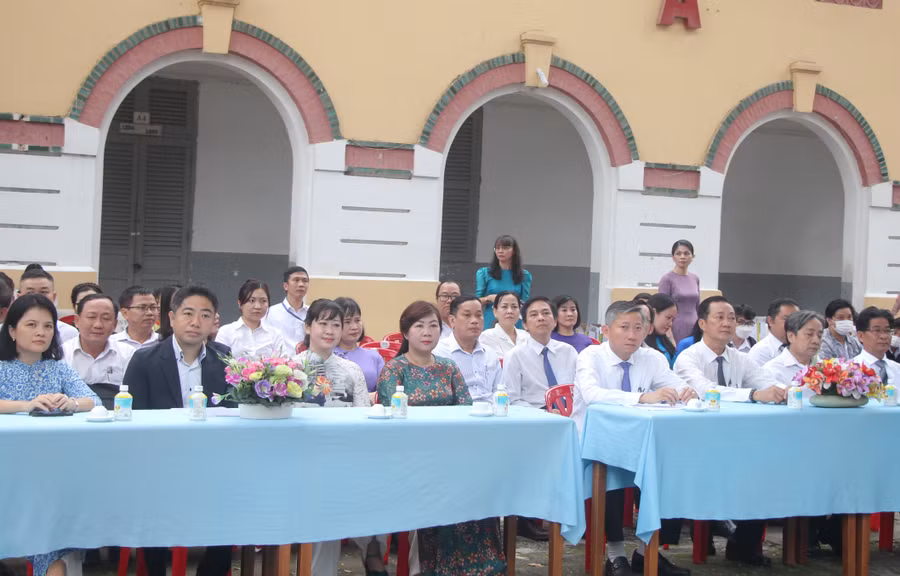 Các đại biểu tham dự lễ phát động.