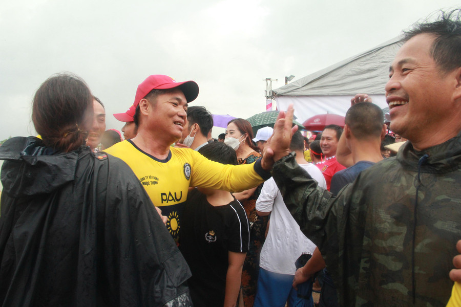 Theo ban tổ chức, lễ hội đua thuyền trên Hồ Ghè nhằm tạo không khí vui tươi, phấn khởi; tăng cường mối đoàn kết trong nhân dân. Đồng thời, đây cũng là dịp cổ vũ phong trào rèn luyện thể thao, nâng cao sức khỏe, kết hợp với diễn tập cứu hộ, cứu nạn, phòng chống thiên tai. Theo ban tổ chức, lễ hội đua thuyền trên Hồ Ghè nhằm tạo không khí vui tươi, phấn khởi; tăng cường mối đoàn kết trong nhân dân. Đồng thời, đây cũng là dịp cổ vũ phong trào rèn luyện thể thao, nâng cao sức khỏe, kết hợp với diễn tập cứu hộ, cứu nạn, phòng chống thiên tai.