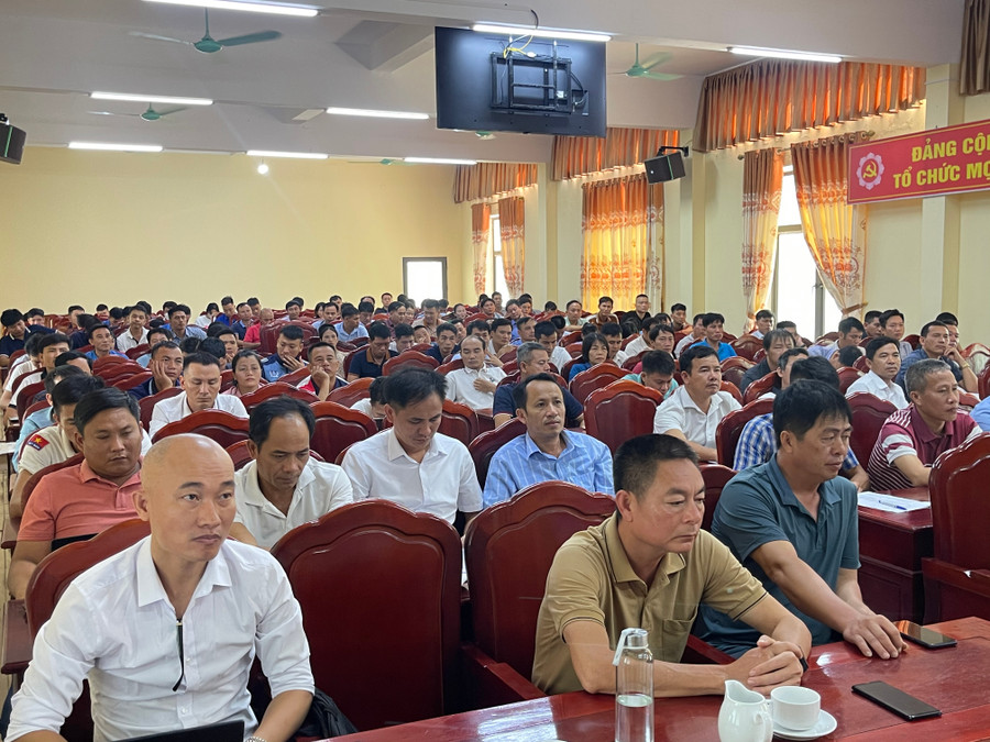 136 giáo viên Hà Tĩnh tham gia lớp tập huấn Phương pháp dạy bơi, kỹ năng cứu đuối. 136 giáo viên Hà Tĩnh tham gia lớp tập huấn Phương pháp dạy bơi, kỹ năng cứu đuối.