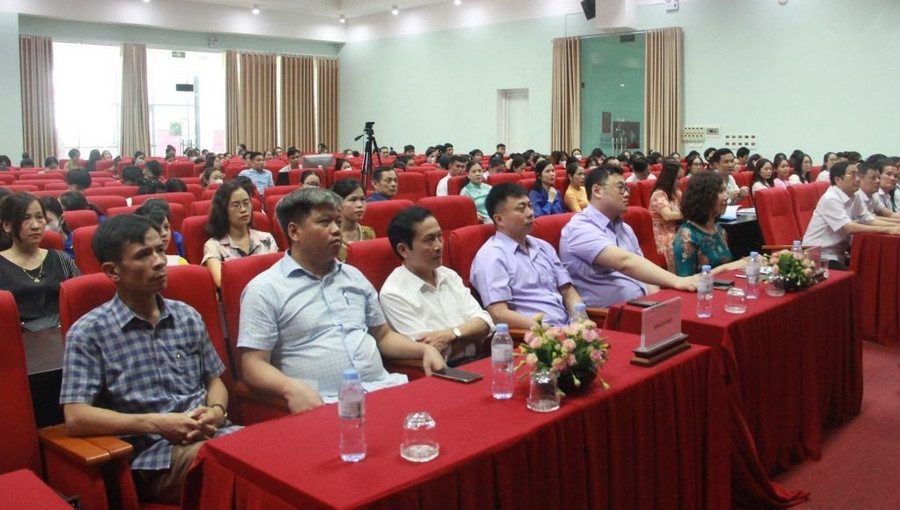Hội nghị sinh viên nghiên cứu khoa học năm 2023. Hội nghị sinh viên nghiên cứu khoa học năm 2023.