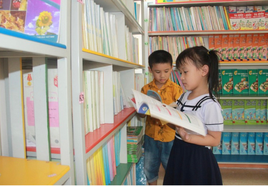 Năm học 2022-2023, huyện Thạch Hà đã có hơn 386.000 lượt học sinh Tiểu học và THCS mượn sách đọc.