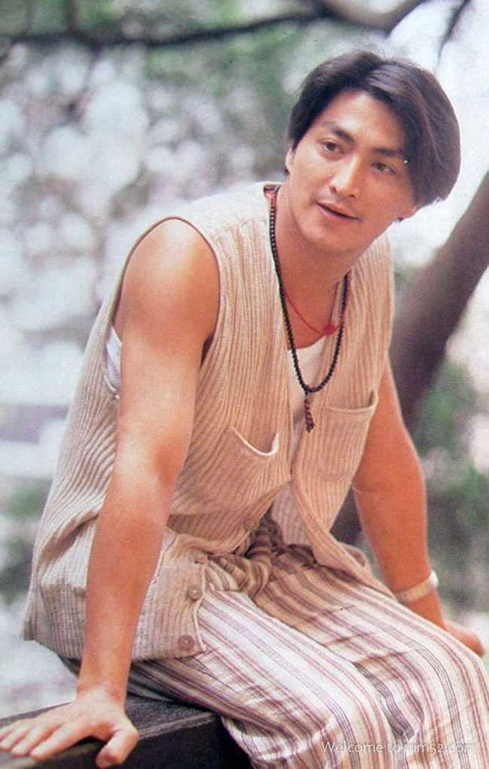 "Triển Chiêu" Hà Gia Kính: Gia sản trăm tỷ, 61 tuổi vẫn độc thân ảnh 1