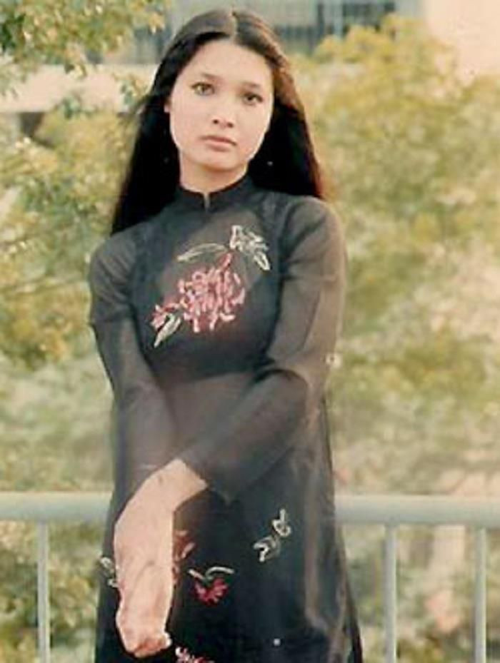 Nhan sắc chuẩn con gái Hà Nội xưa của NSƯT Lê Vân ảnh 1