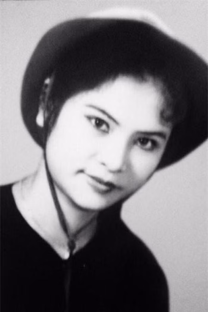 Bà được xem là một giai nhân thời bấy giờ.