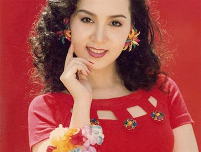 Khi đang học năm thứ nhất trường Nghệ thuật Sân khấu 2 (nay là trường Sân khấu điện ảnh TP HCM), Mộng Vân được mời tham gia đóng phim. Bộ phim đầu tay của cô mang tên “Tình khúc 68” đã tạo hiệu ứng vô cùng lớn và nhận được sự quan tâm, ủng hộ của khán giả. Khi đang học năm thứ nhất trường Nghệ thuật Sân khấu 2 (nay là trường Sân khấu điện ảnh TP HCM), Mộng Vân được mời tham gia đóng phim. Bộ phim đầu tay của cô mang tên “Tình khúc 68” đã tạo hiệu ứng vô cùng lớn và nhận được sự quan tâm, ủng hộ của khán giả.