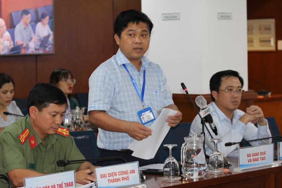 Ông Hồ Tấn Minh thông tin tại buổi họp báo. Ông Hồ Tấn Minh thông tin tại buổi họp báo.