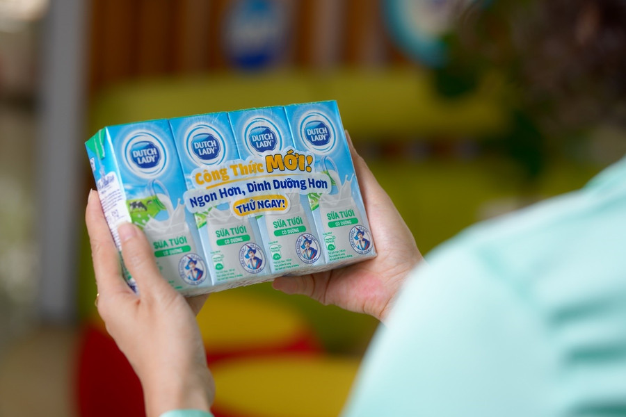 Với sứ mệnh mang nguồn dinh dưỡng tốt hơn cho thế giới, sữa Cô Gái Hà Lan luôn sáng tạo và tối ưu công thức vào từng sản phẩm. Với sứ mệnh mang nguồn dinh dưỡng tốt hơn cho thế giới, sữa Cô Gái Hà Lan luôn sáng tạo và tối ưu công thức vào từng sản phẩm.