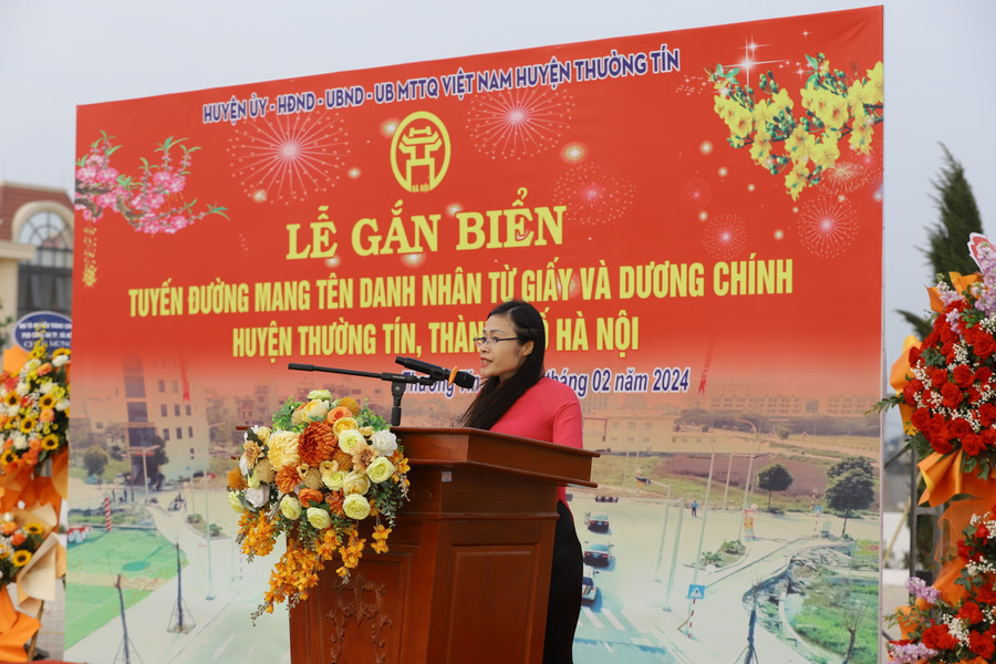 Chiều 18/2, UBND huyện Thường Tín đã long trọng tổ chức buổi lễ khánh thành và gắn tên đường cho 2 đường Từ Giấy và Dương Chính. Chiều 18/2, UBND huyện Thường Tín đã long trọng tổ chức buổi lễ khánh thành và gắn tên đường cho 2 đường Từ Giấy và Dương Chính.