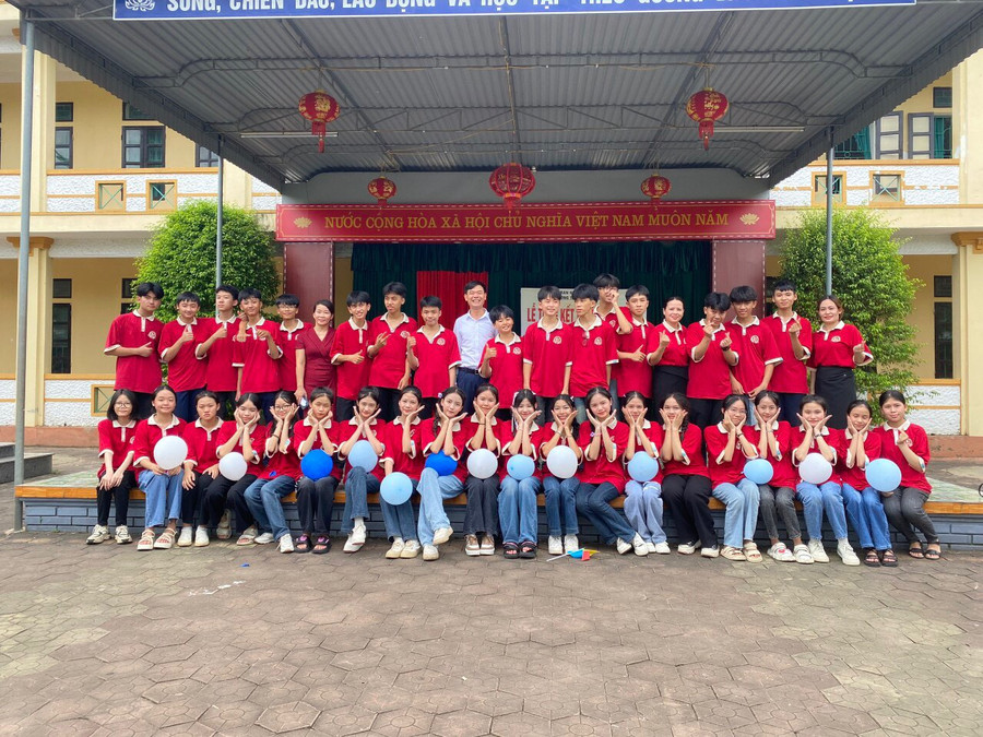 Tân thủ khoa môn Toán mong muốn sẽ trở thành giáo viên trong tương lai. Tân thủ khoa môn Toán mong muốn sẽ trở thành giáo viên trong tương lai.