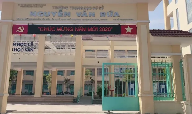 Trường THCS Nguyễn Văn Bứa nơi xảy ra sự việc trường phát đơn xin không thi lớp 10 để phụ huynh ký. Ảnh: Fanpage trường.