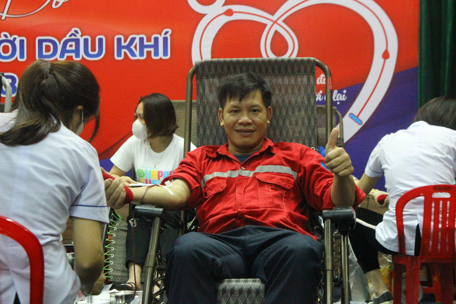 Dù là đơn vị đặc thù sản xuất kinh doanh lĩnh vực công nghệ nhưng toàn công ty đã hưởng ứng rất nhiệt tình ngày hội.