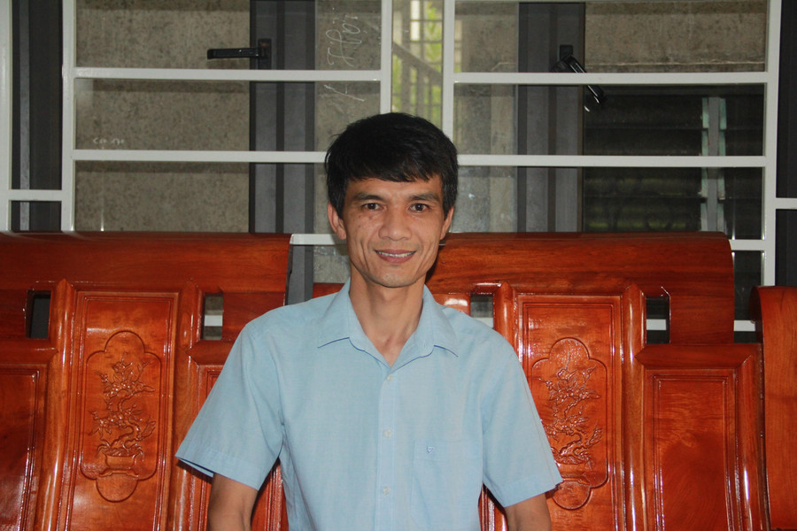 Thầy giáo Nguyễn Châu Phi, GV Toán Trường THCS Phan Huy Chú (Thạch Hà, Hà Tĩnh). Thầy giáo Nguyễn Châu Phi, GV Toán Trường THCS Phan Huy Chú (Thạch Hà, Hà Tĩnh).