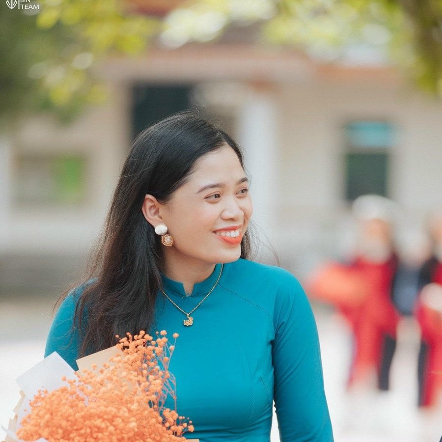 Cô giáo Dương Thị Thảo (GV Địa lý, THPT Nguyễn Văn Trỗi, huyện Lộc Hà, Hà Tĩnh). Cô giáo Dương Thị Thảo (GV Địa lý, THPT Nguyễn Văn Trỗi, huyện Lộc Hà, Hà Tĩnh).